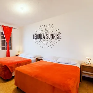 Hotel Tequila Sunrise, Guatemala City